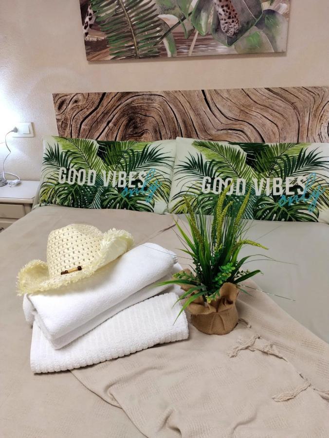 Pink Catia Coqueto Piso Playa Del Cura Apartment Torrevieja Ngoại thất bức ảnh