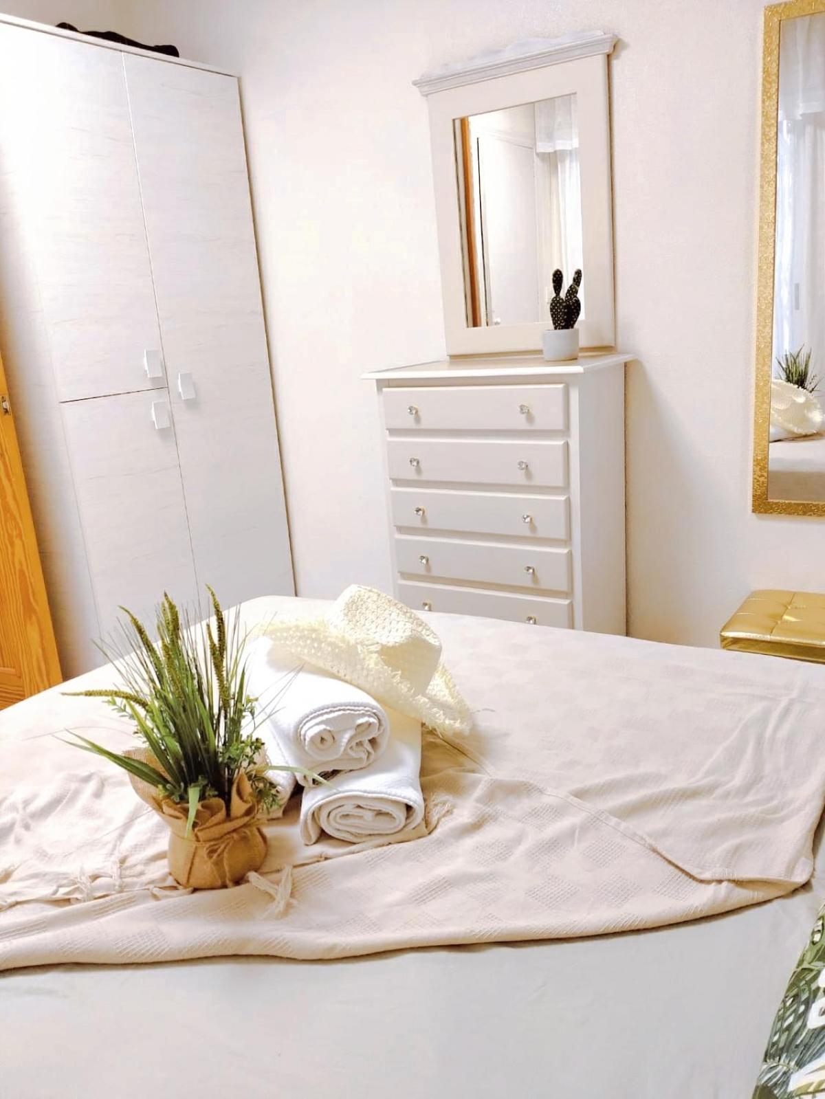 Pink Catia Coqueto Piso Playa Del Cura Apartment Torrevieja Phòng bức ảnh